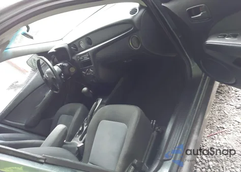 2005 Mitsubishi Outlander Ls from USA, damaged, VIN JA4LZ31F65U018214